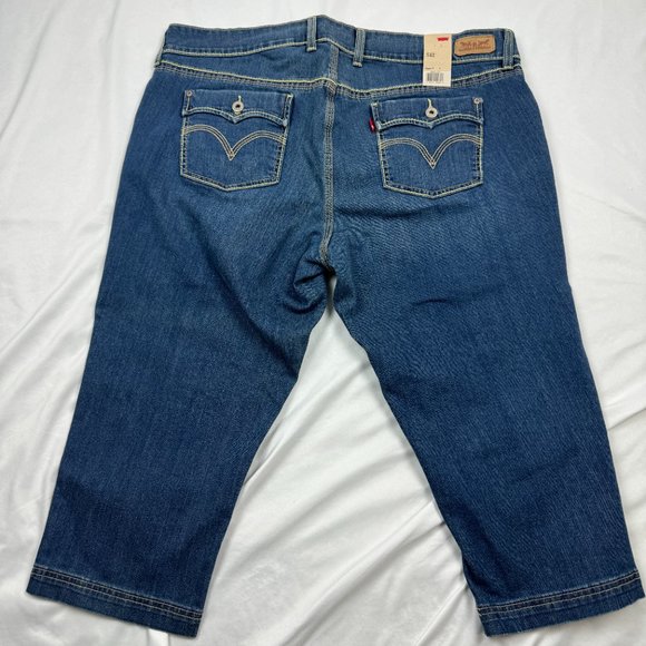 NWT Levi’s 542 Jeans Relaxed Fit Dark Wash Stretch Plus Size 20W Women - Picture 6 of 9